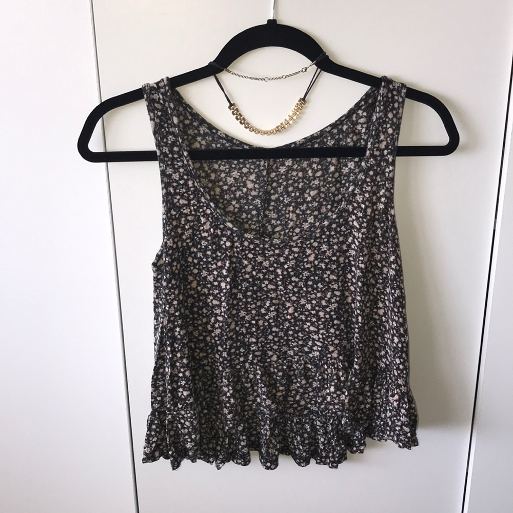 Brandy Melville Floral Crop Top! (OS)